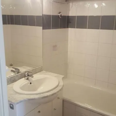 Jusqu A 7 Couchages Piscine Sauna Hamam Apartment *